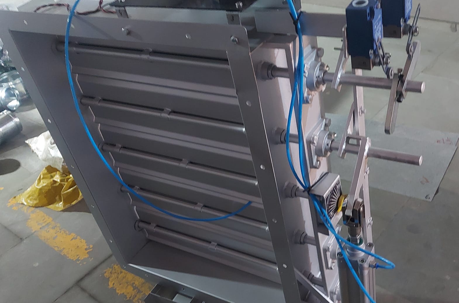 Pneumatic Damper